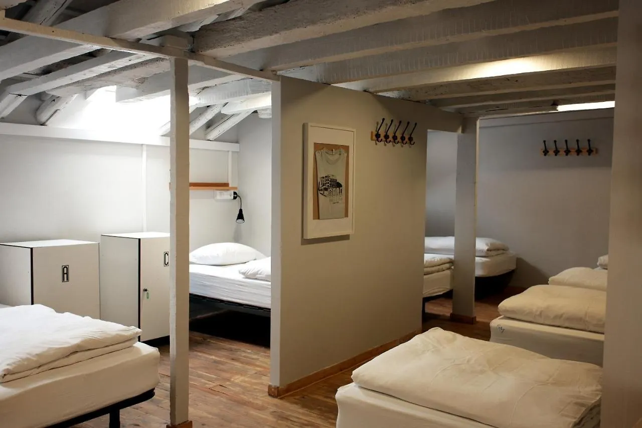 Goodmorning Solo Traveller Hostel  Lisbon
