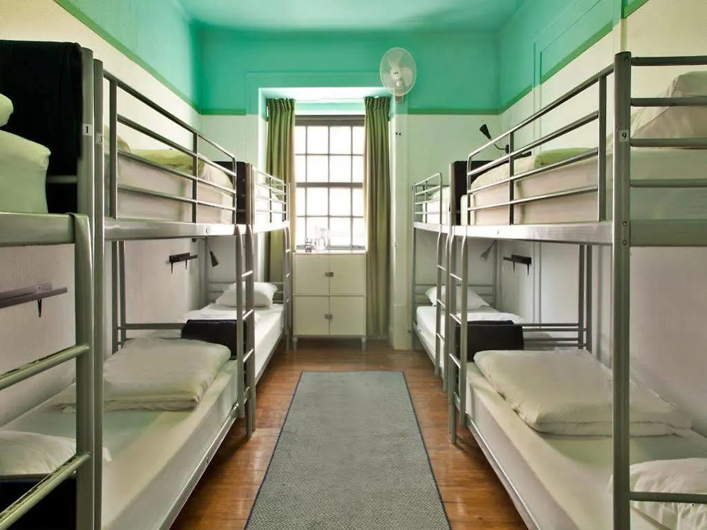 Goodmorning Solo Traveller Hostel
