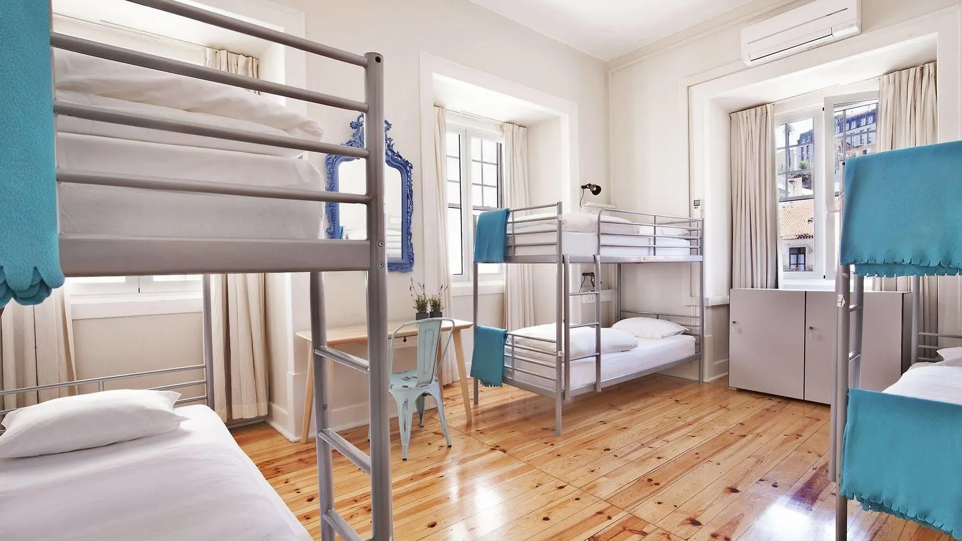Goodmorning Solo Traveller Hostel